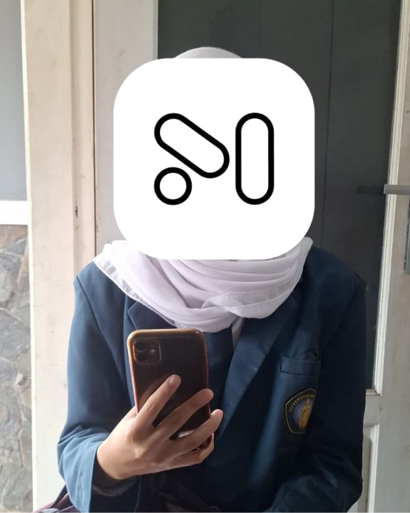 Pelanggan Menyewa™ bersama unit iPhone yang disewa (4)